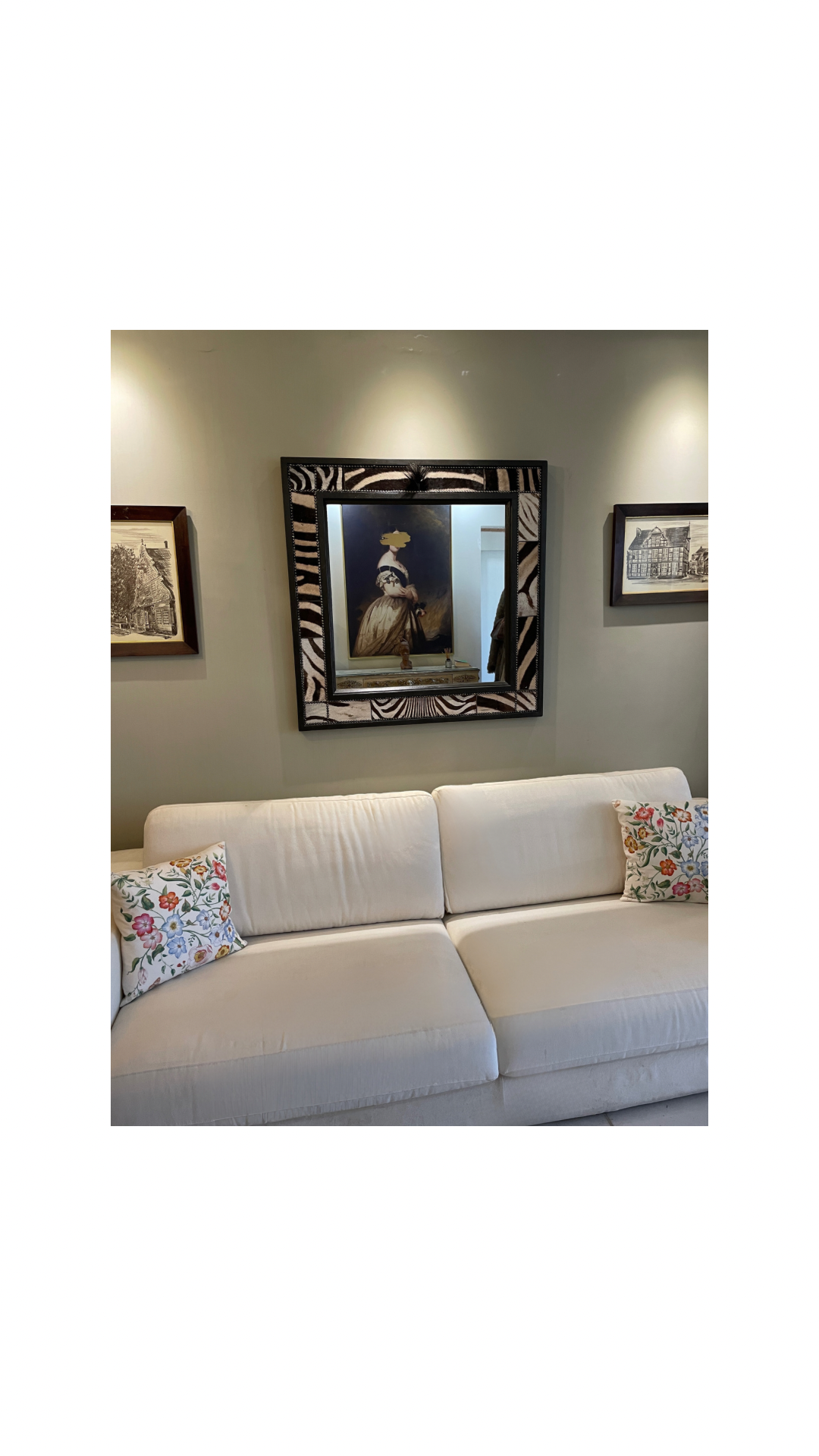 Specchio GAIA con cornice in legno e inserti in pelle Zebra
