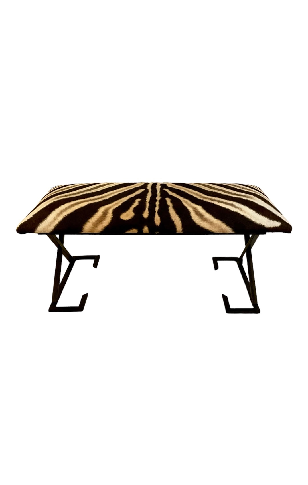 ZULU Ottoman aus Zebrafell auf Stahlrahmen